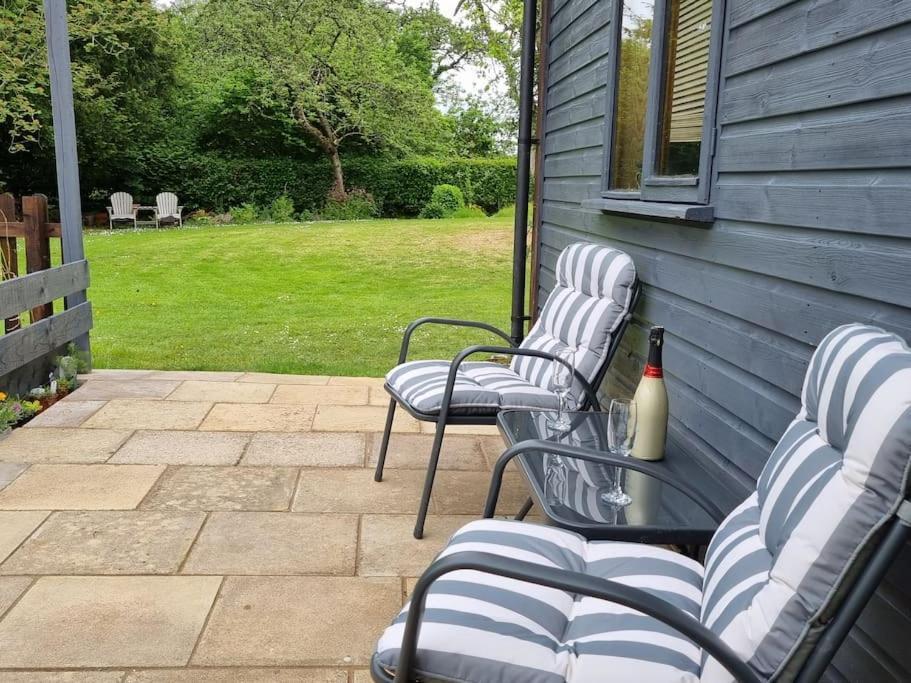 The Snuggery Broadclyst Apartamento Exeter Exterior foto
